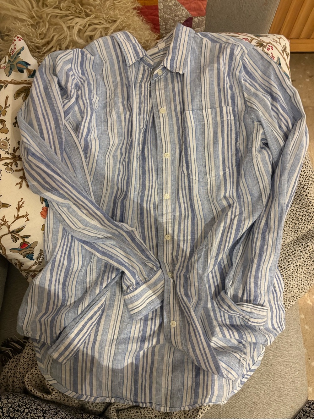 GAP Blue & White Vertical Stripe Button-Down Shirt